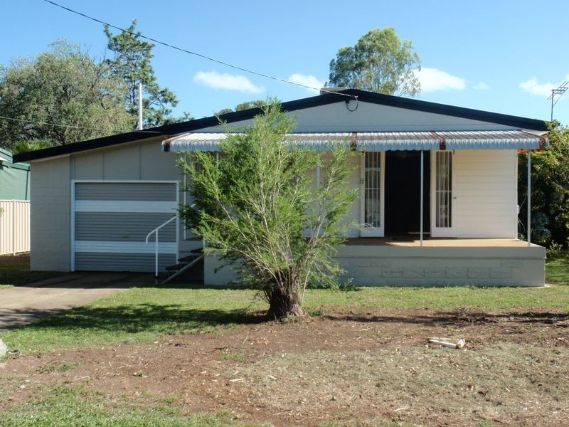 40 Napier Street, Birkdale QLD 4159