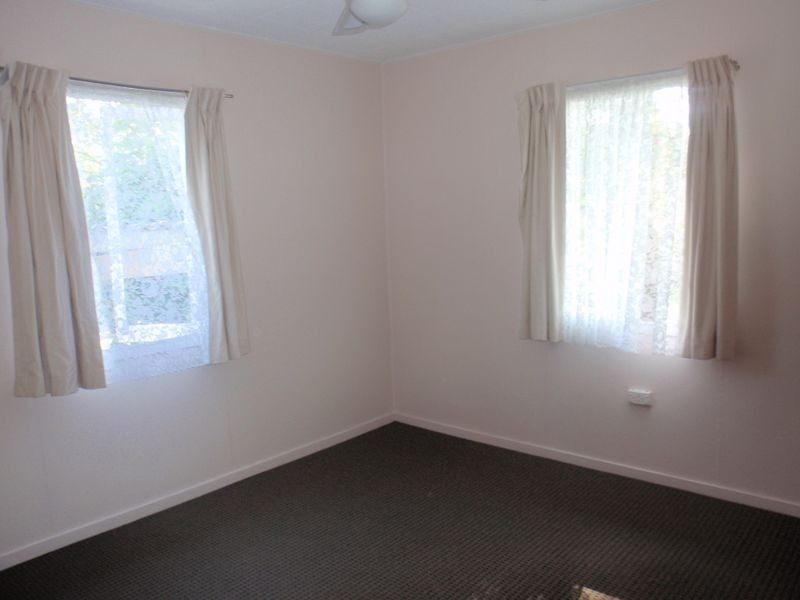 40 Napier Street, Birkdale QLD 4159