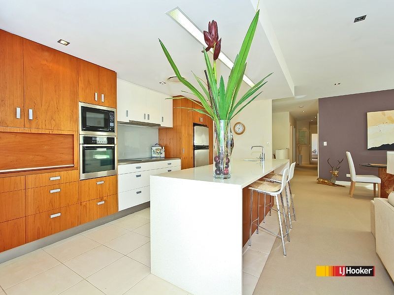 16 Esplanade, Wellington Point QLD 4160