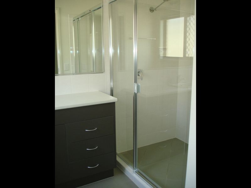 17 Myra Street, Birkdale QLD 4159