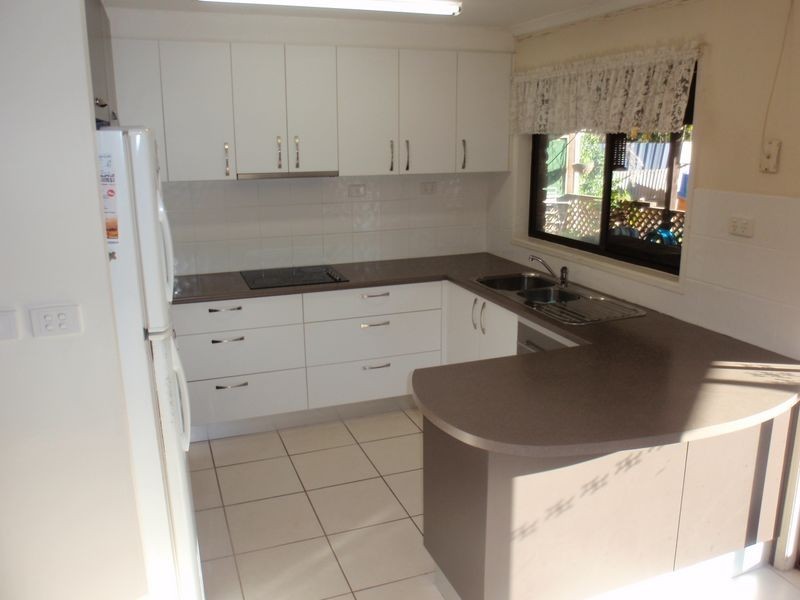 74 Cavell Street, Birkdale QLD 4159