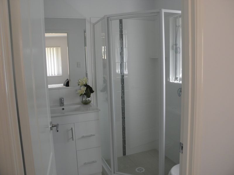 2/333 Old Cleveland Road, Birkdale QLD 4159