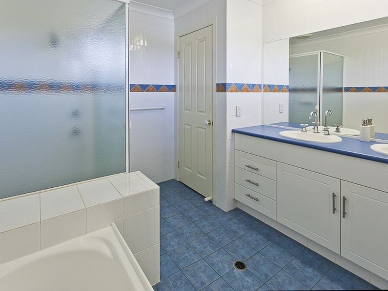 16 Boom Court, Birkdale QLD 4159