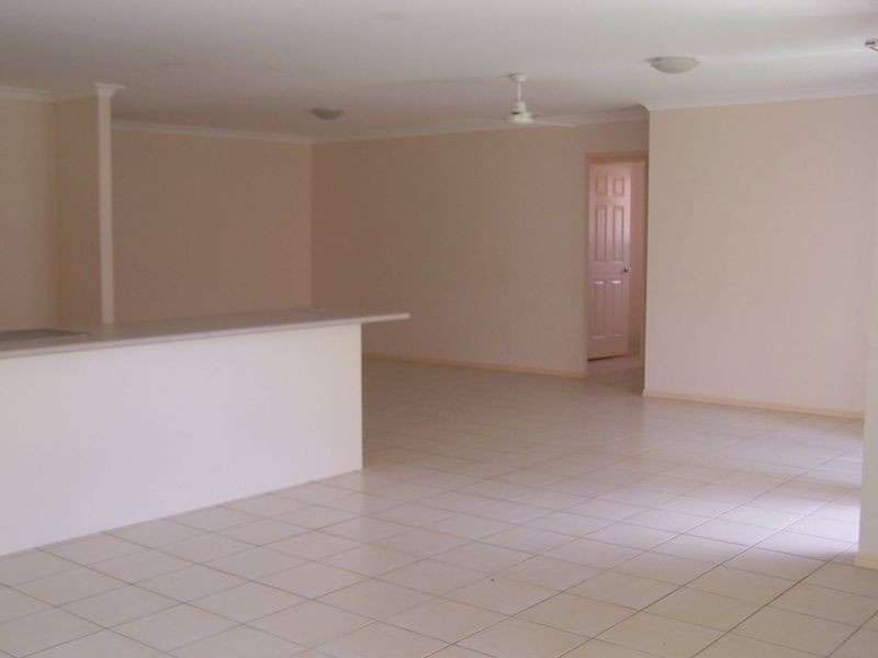 97 Carinyan Drive, Birkdale QLD 4159