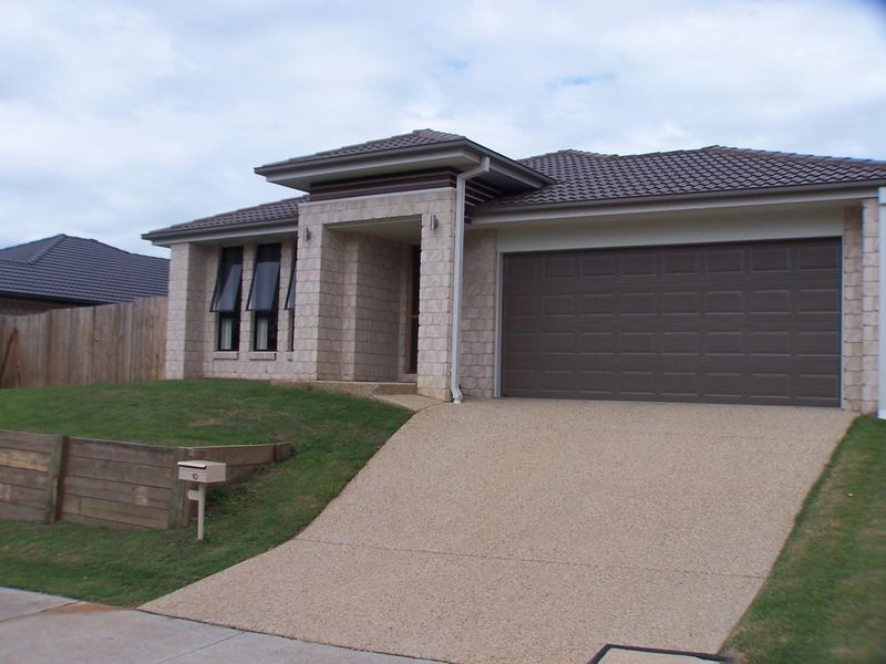 10 Clive Road, Birkdale QLD 4159