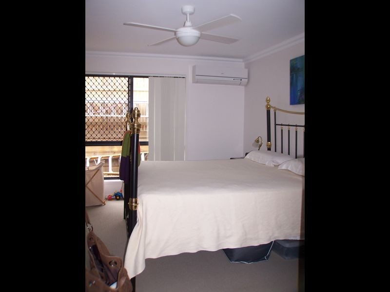 10 Clive Road, Birkdale QLD 4159