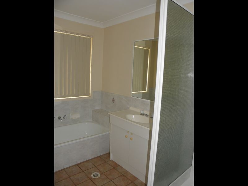 14 Coventry Ct, Wellington Point QLD 4160