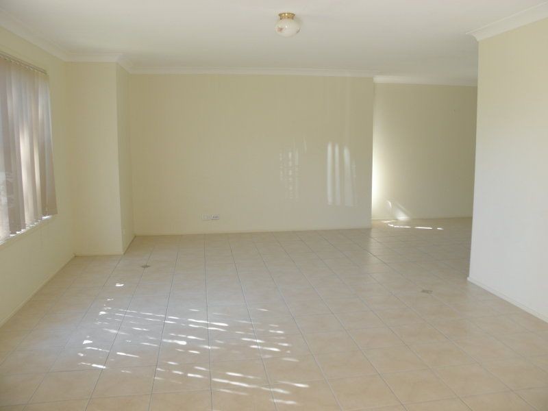 4 Coventry Court, Wellington Point QLD 4160