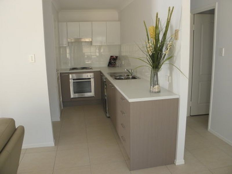 2/335 Old Cleveland Road, Birkdale QLD 4159