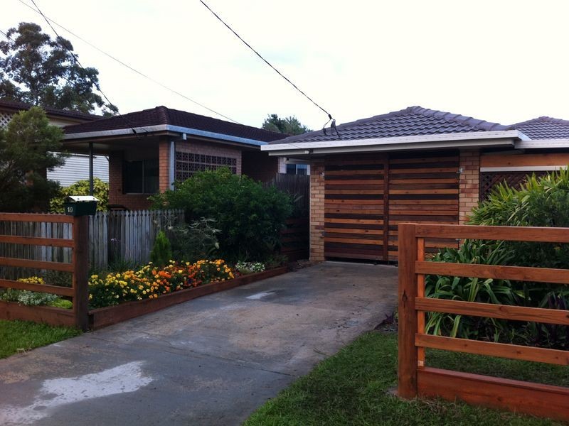 19 Thomas Street, Birkdale QLD 4159