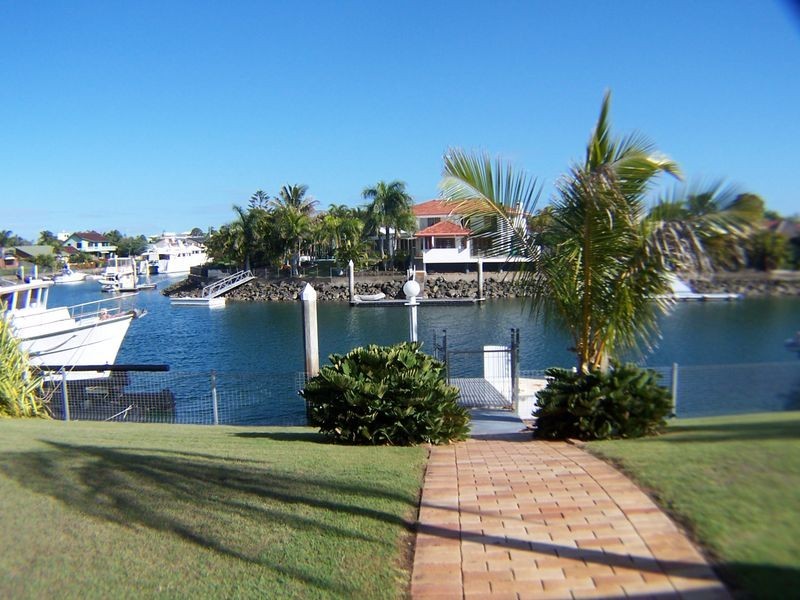 12 Bollard Court, Raby Bay QLD 4163