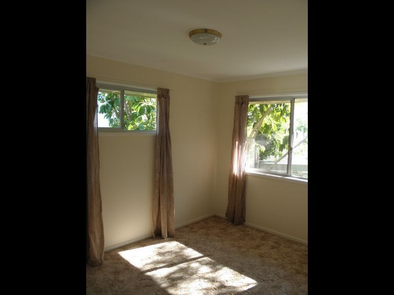 5 Penfold Parade, Wynnum QLD 4178