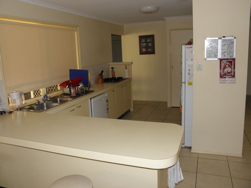 12 Arwon Court, Wellington Point QLD 4160