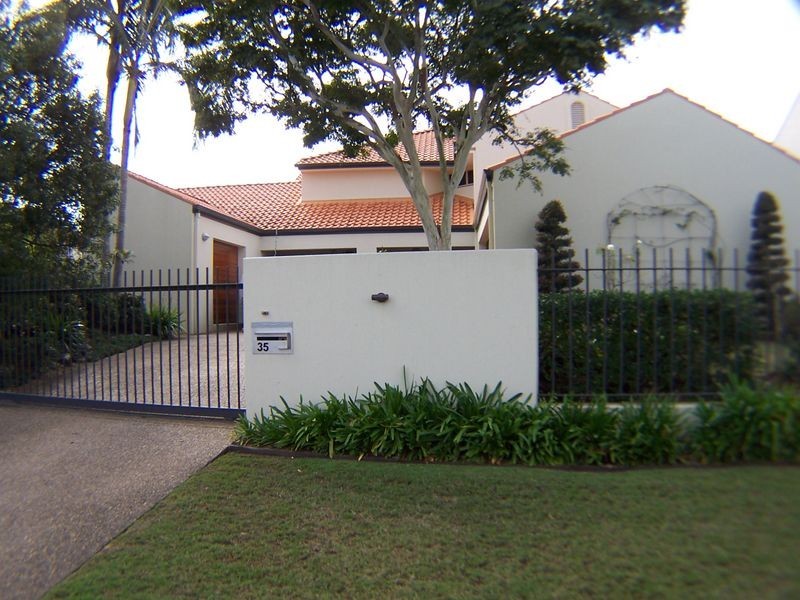 35 Keel Street, Birkdale QLD 4159