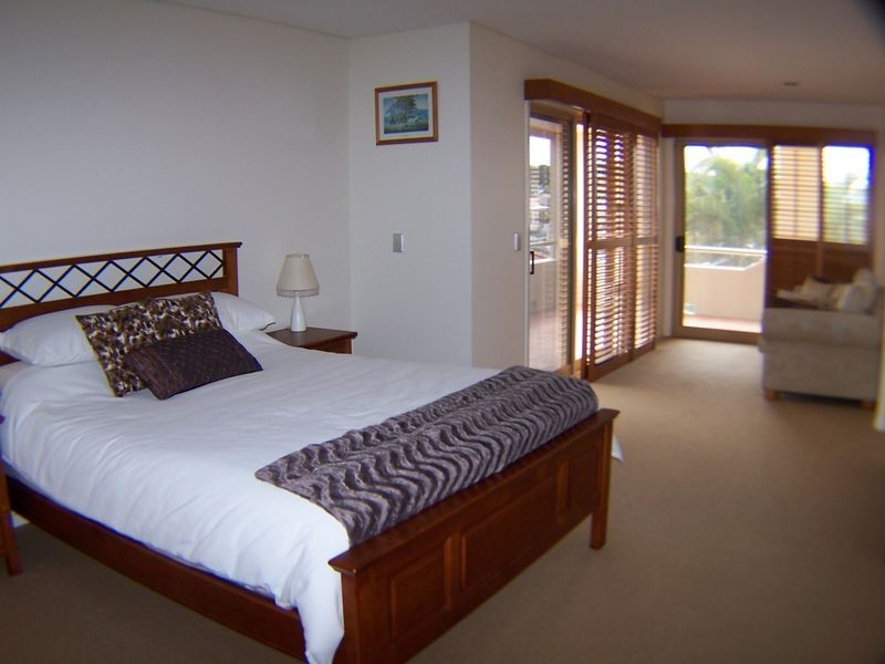 35 Keel Street, Birkdale QLD 4159