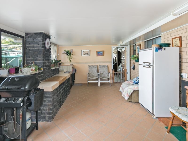 25 Linda Street, Birkdale QLD 4159