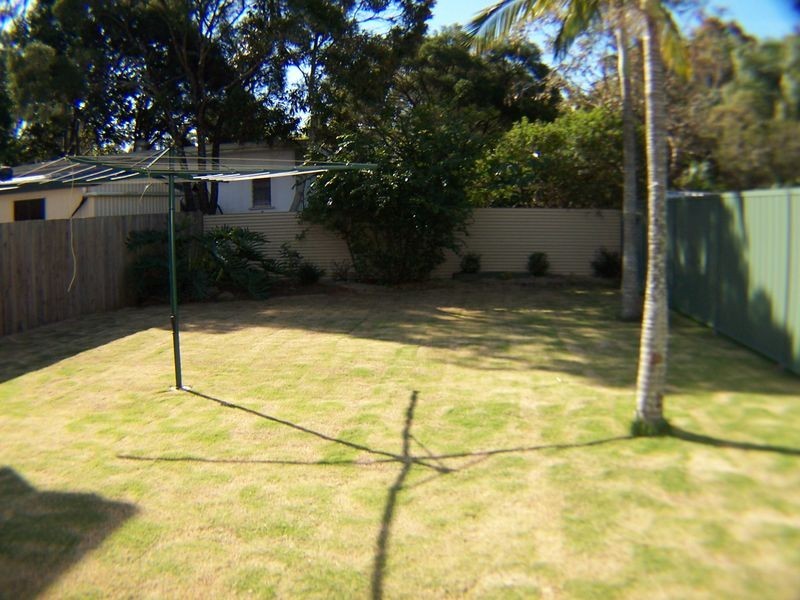 203 Mooroondu Rd, Thorneside QLD 4158