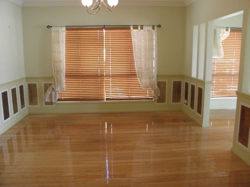 10 Mainsail Street, Birkdale QLD 4159