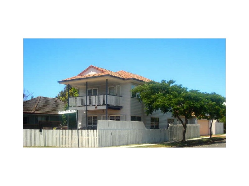 303 Upper Esplanade, Manly QLD 4179