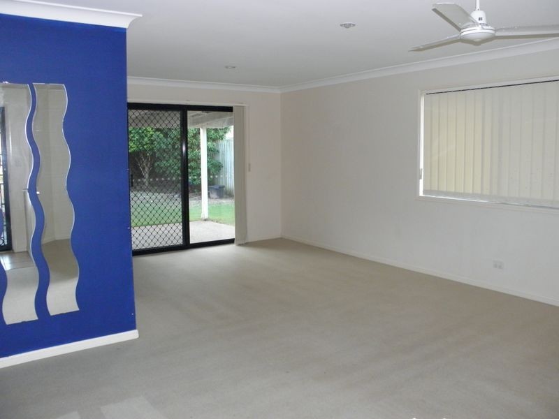 81 Carinyan Drive, Birkdale QLD 4159