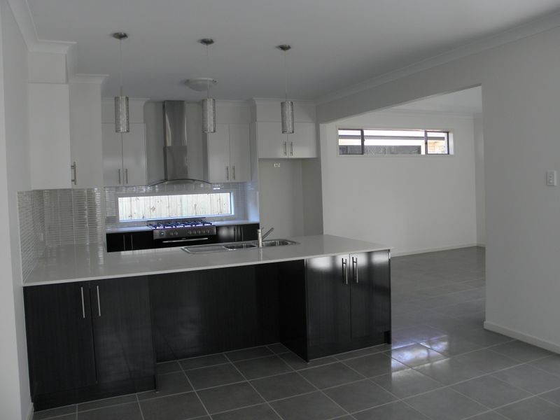 18a Nelson Street, Ormiston QLD 4160