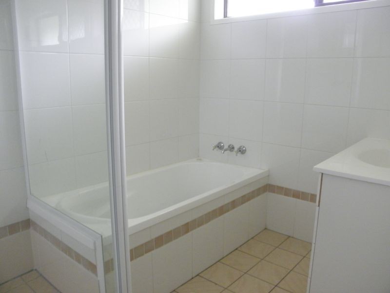 6 Linda Street, Birkdale QLD 4159