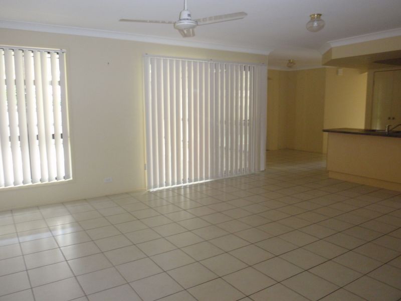 77 Carinyan Drive, Birkdale QLD 4159