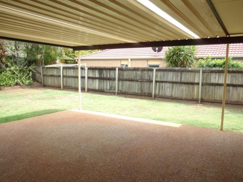 77 Carinyan Drive, Birkdale QLD 4159