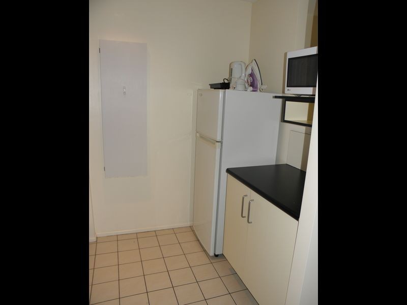 1 Rosa, Birkdale QLD 4159