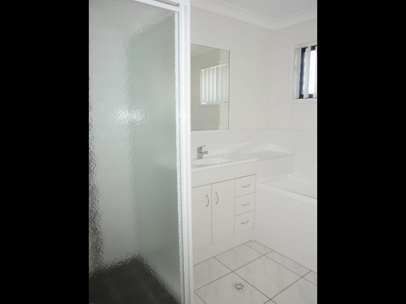 2 Frank St, Thorneside QLD 4158