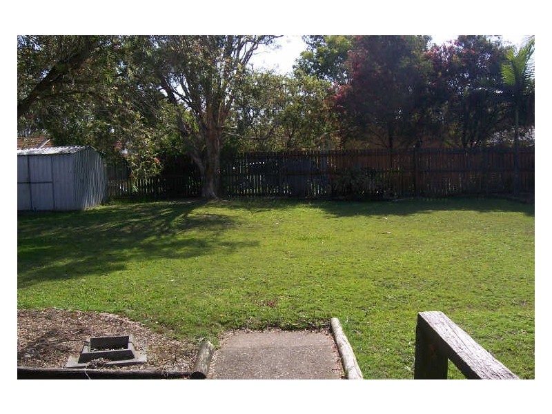 22 Nottinghill St, Birkdale QLD 4159