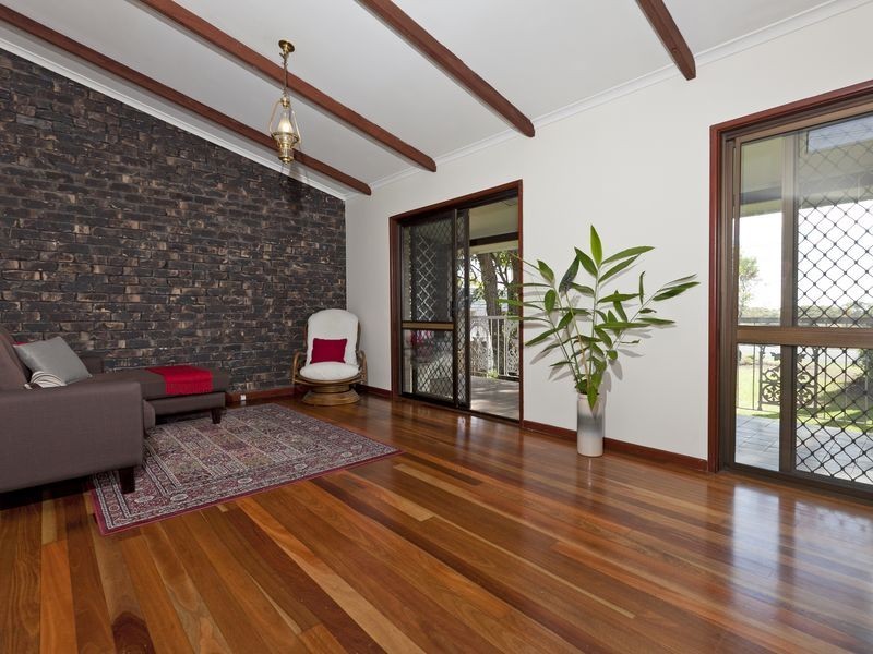 306 Queens Esplanade, Thorneside QLD 4158