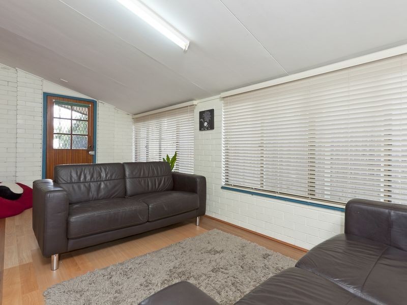 306 Queens Esplanade, Thorneside QLD 4158
