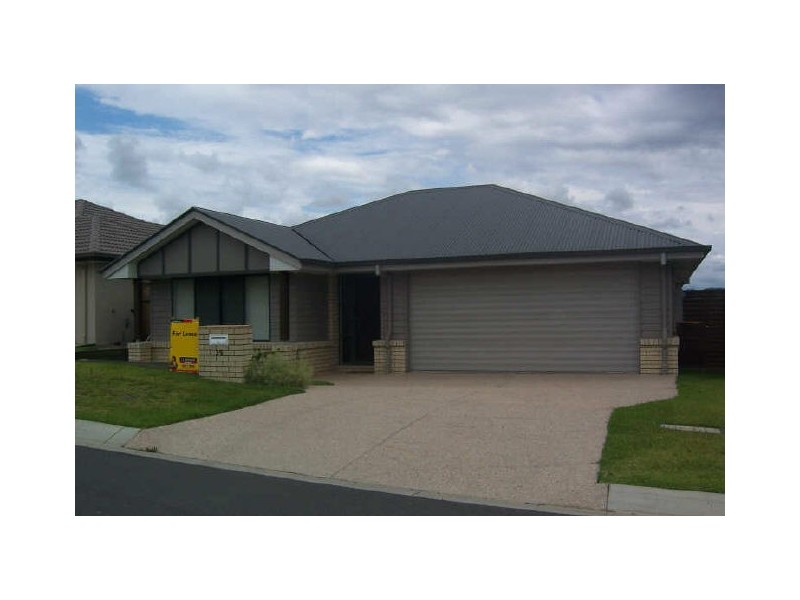 25 Demby Cres, Wakerley QLD 4154