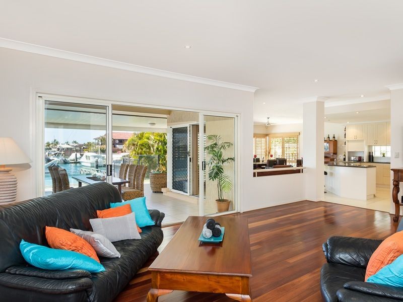 20 Compass Court, Raby Bay QLD 4163