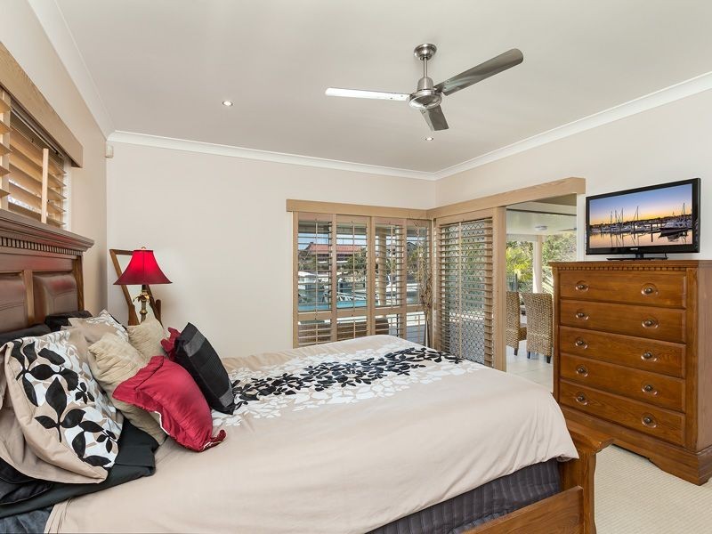 20 Compass Court, Raby Bay QLD 4163