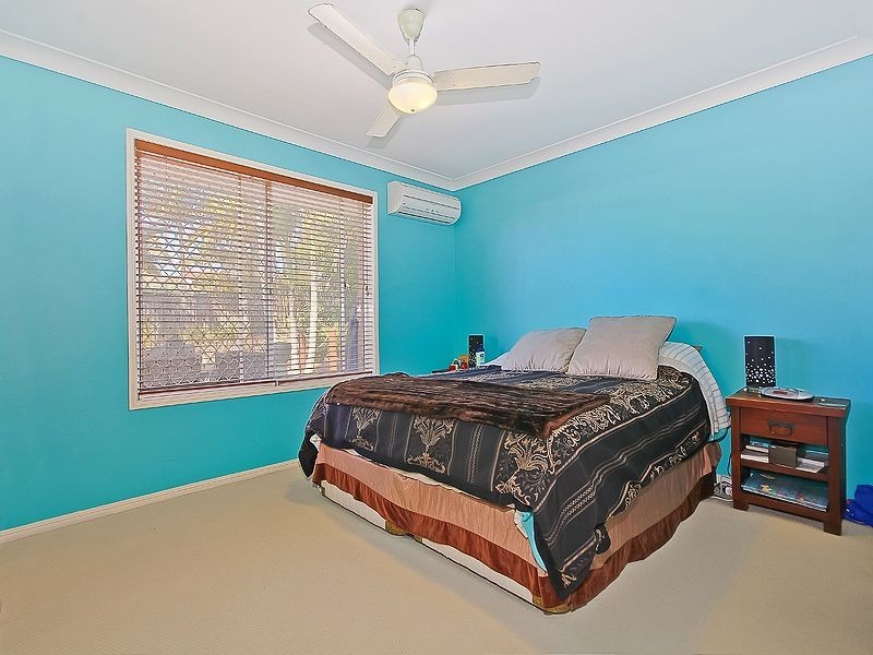 4 Carisbrooke Crt, Birkdale QLD 4159