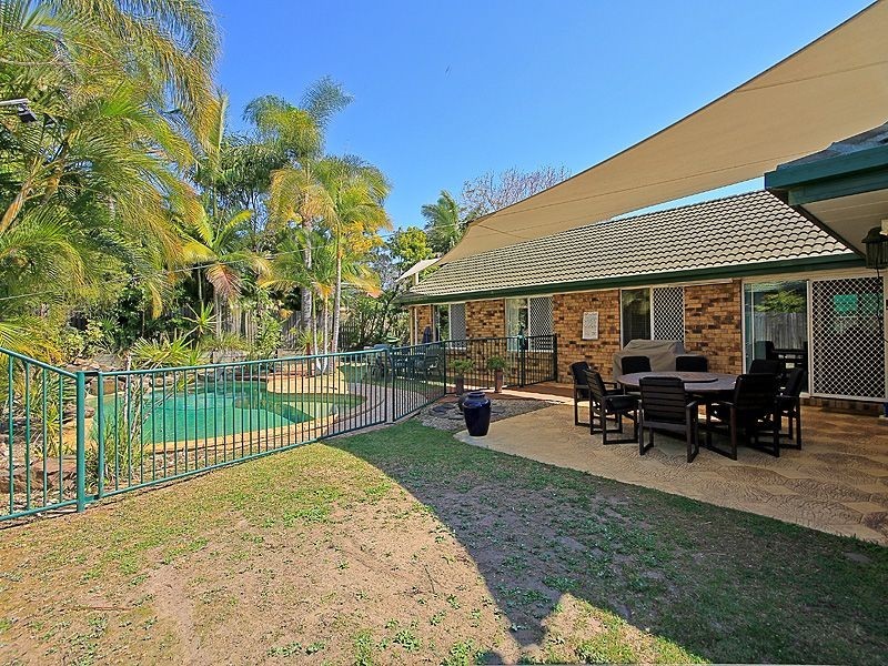 4 Carisbrooke Crt, Birkdale QLD 4159