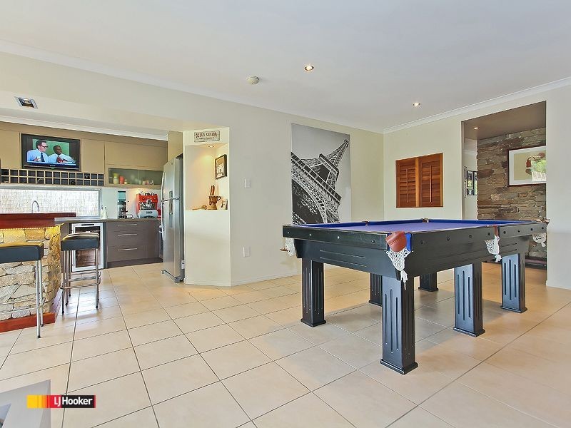 24 Lanaglen Drive, Birkdale QLD 4159