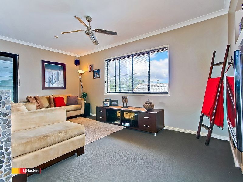 24 Lanaglen Drive, Birkdale QLD 4159