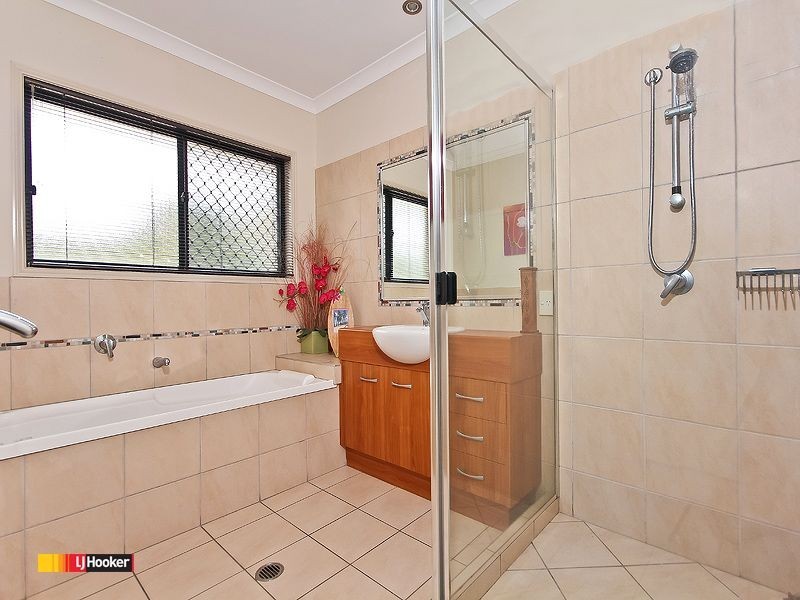 24 Lanaglen Drive, Birkdale QLD 4159