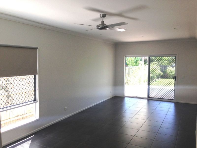 12 Buckland Street, Wellington Point QLD 4160