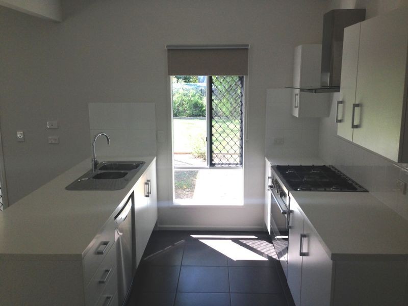 12 Buckland Street, Wellington Point QLD 4160