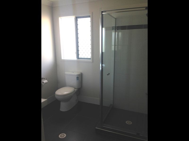 12 Buckland Street, Wellington Point QLD 4160