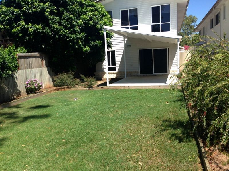 12 Buckland Street, Wellington Point QLD 4160