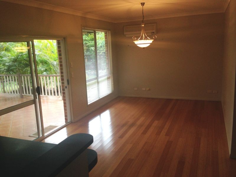 11 Ruth Street, Birkdale QLD 4159