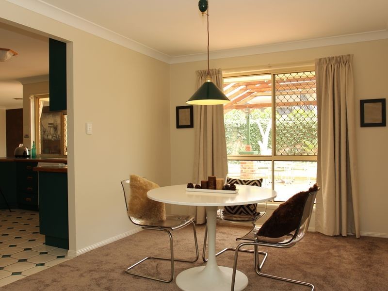 6 Denise Street, Manly West QLD 4179
