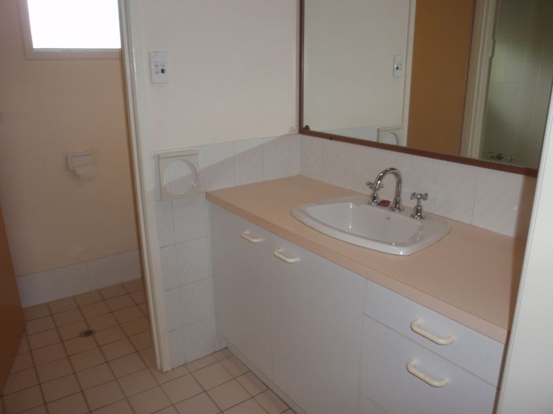 194 Coburg Street, Cleveland QLD 4163