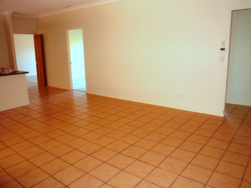 5 Eastcote Lane, Wellington Point QLD 4160