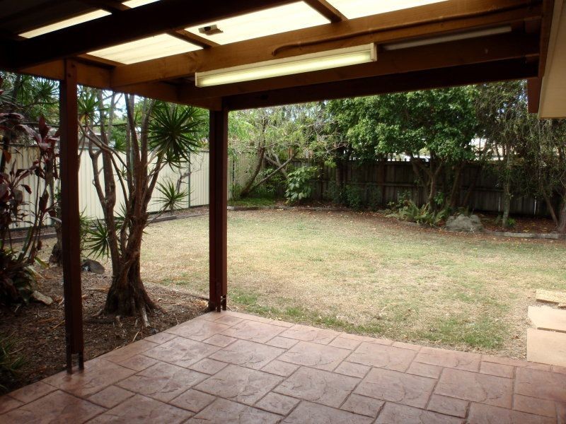 1 Laurance Court, Wellington Point QLD 4160